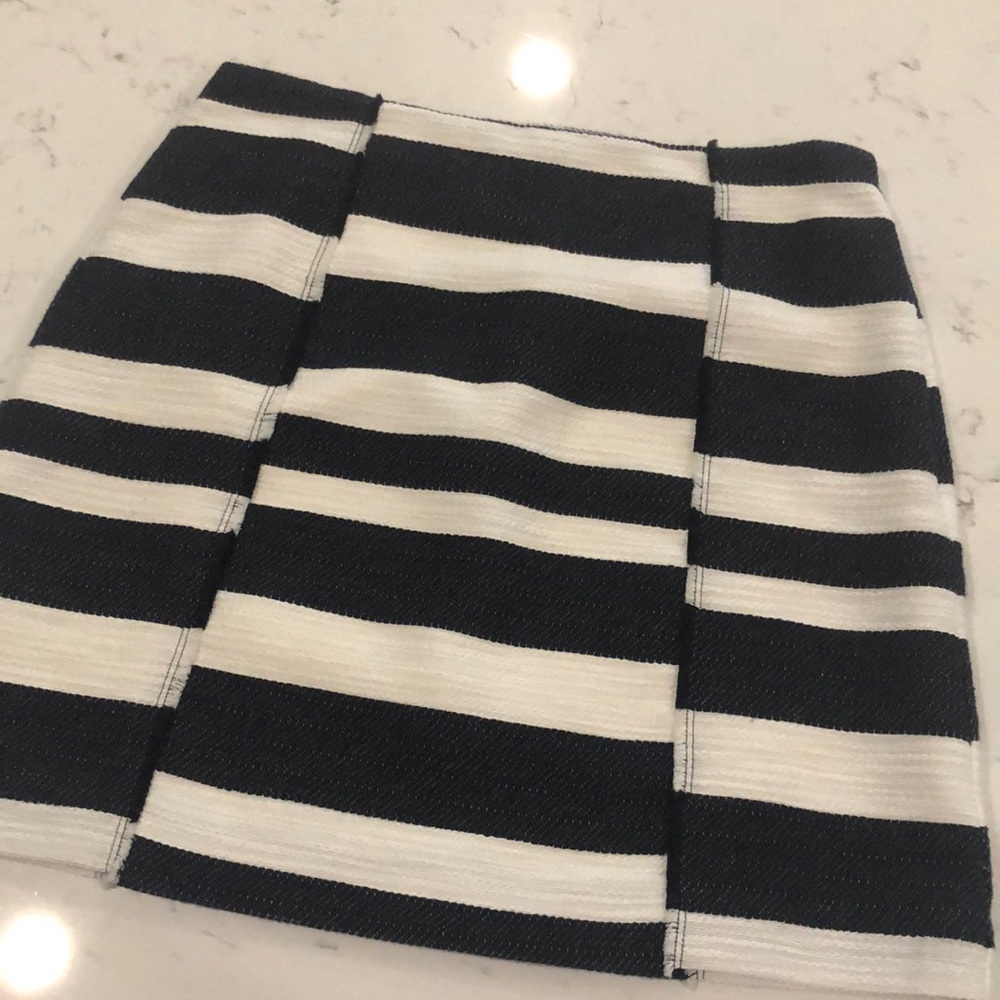 Loft skirt